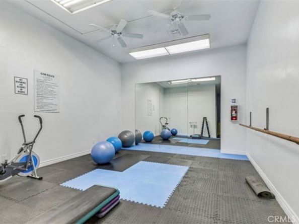 5585 E Pacific Coast 152, Long Beach CA 90804