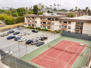 5585 E Pacific Coast 152, Long Beach CA 90804