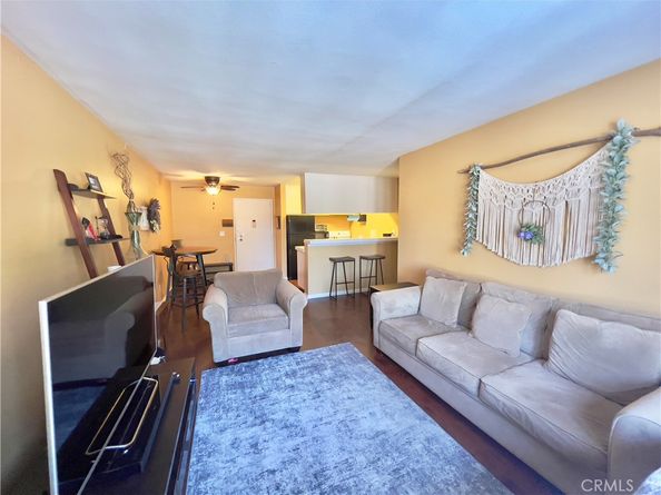 5585 E Pacific Coast 152, Long Beach CA 90804