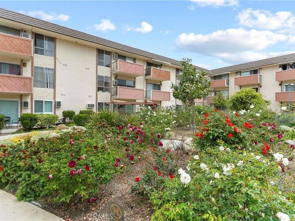 5585 E Pacific Coast 152, Long Beach CA 90804