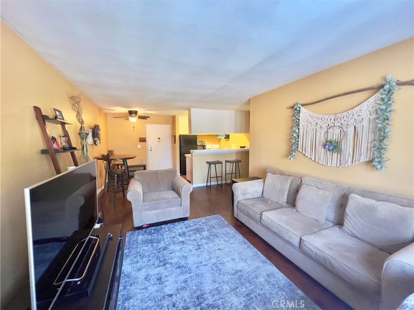 5585 E Pacific Coast 152, Long Beach CA 90804