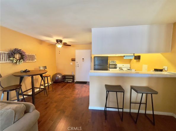 5585 E Pacific Coast 152, Long Beach CA 90804