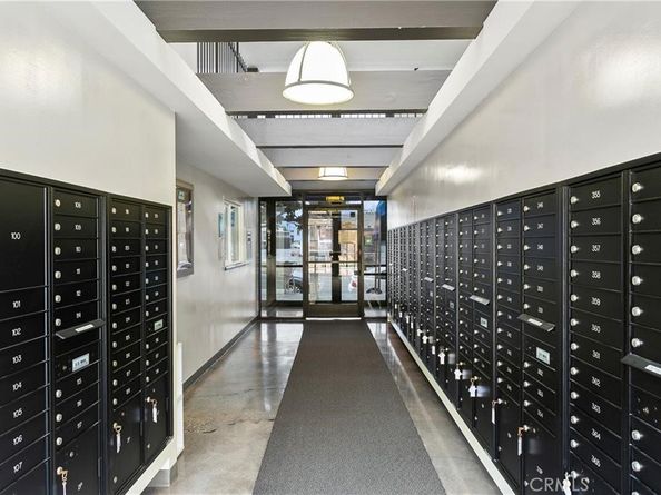 5585 E Pacific Coast 152, Long Beach CA 90804