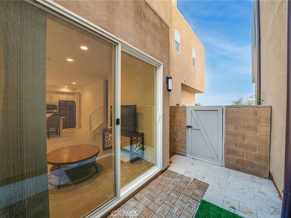 595 Cultivate, Irvine CA 92618