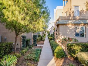 595 Cultivate, Irvine CA 92618