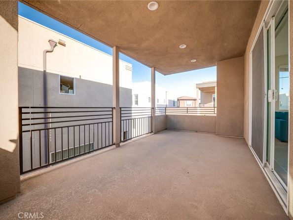 595 Cultivate, Irvine CA 92618