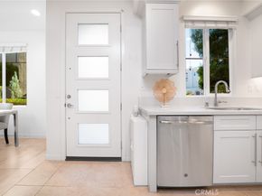 595 Cultivate, Irvine CA 92618