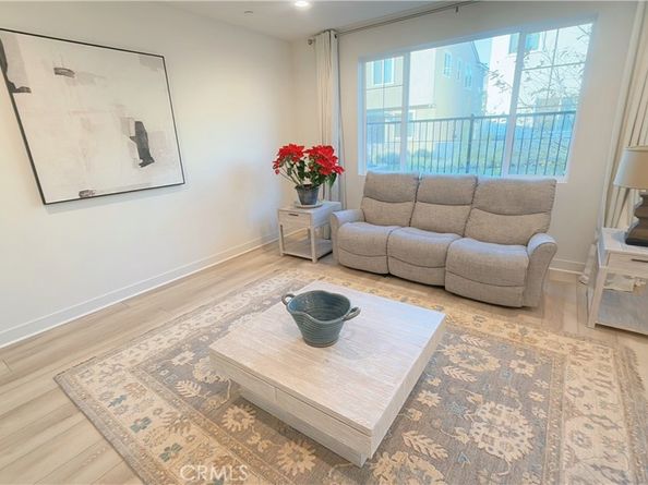3959 E Crisanta Privado, Ontario CA 91761