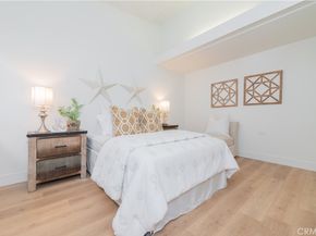 13902 Thunderbird 8J, Seal Beach CA 90740