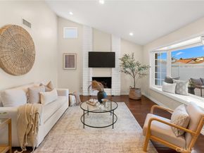 8592 Larkport Drive, Huntington Beach CA 92646