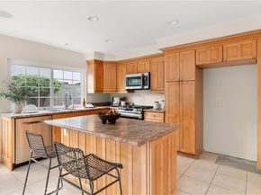 8592 Larkport Drive, Huntington Beach CA 92646