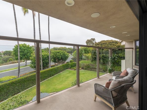106 Ocean Vista, Newport Beach CA 92660