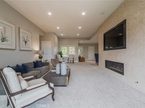 106 Ocean Vista, Newport Beach CA 92660