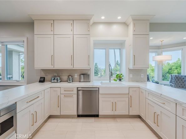 106 Ocean Vista, Newport Beach CA 92660