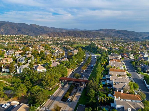 6 Barneburg, Rancho Santa Margarita CA 92679