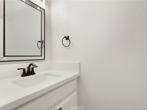226 Greenmoor 95, Irvine CA 92614