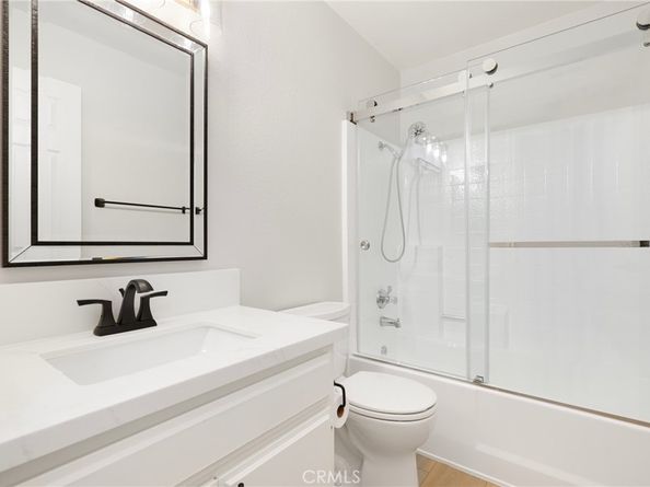 226 Greenmoor 95, Irvine CA 92614