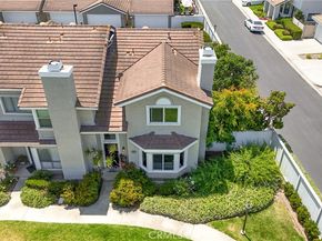 226 Greenmoor 95, Irvine CA 92614