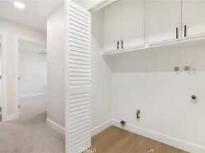 226 Greenmoor 95, Irvine CA 92614