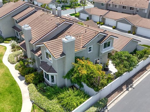 226 Greenmoor 95, Irvine CA 92614