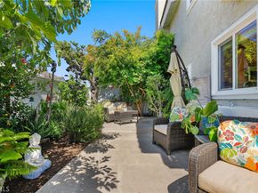 226 Greenmoor 95, Irvine CA 92614