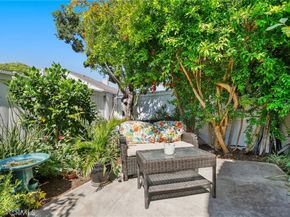 226 Greenmoor 95, Irvine CA 92614