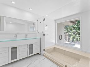 4121 Regal Oak Drive, Encino CA 91436