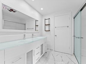4121 Regal Oak Drive, Encino CA 91436