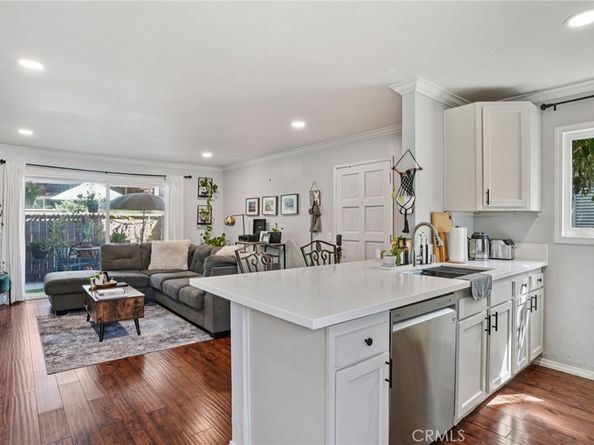 1062 A Cabrillo Park Drive B, Santa Ana CA 92701
