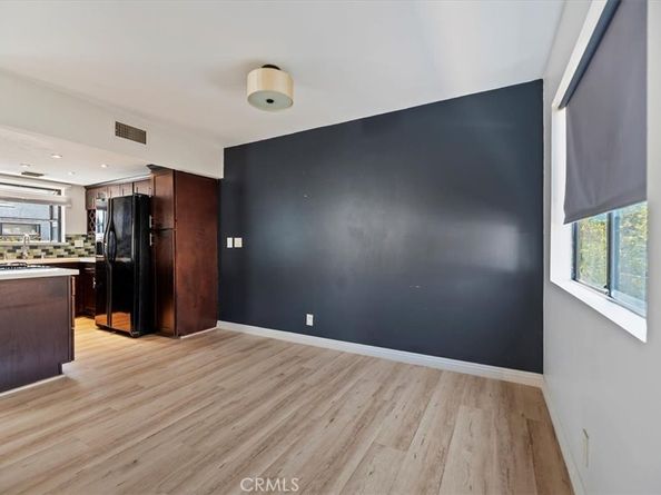 340 E Washington Boulevard 3, Pasadena CA 91104
