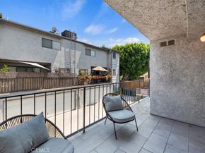 340 E Washington Boulevard 3, Pasadena CA 91104