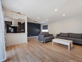 340 E Washington Boulevard 3, Pasadena CA 91104