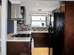 340 E Washington Boulevard 3, Pasadena CA 91104