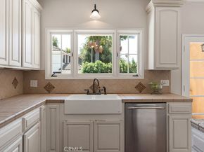 4485 Myrtle Avenue, Long Beach CA 90807