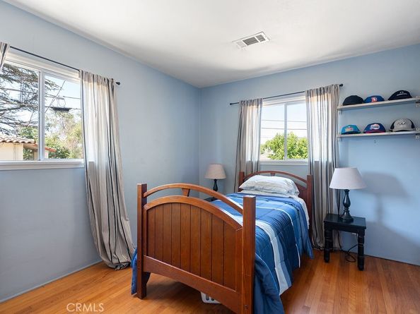 4485 Myrtle Avenue, Long Beach CA 90807