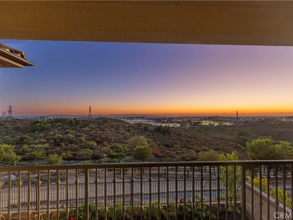 1186 Viejo Hills Dr, Lake Forest CA 92610