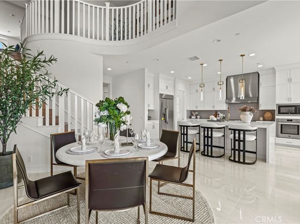 1186 Viejo Hills Dr, Lake Forest CA 92610