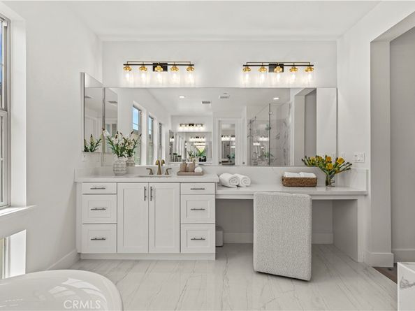 1186 Viejo Hills Dr, Lake Forest CA 92610