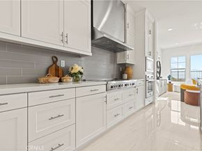 1186 Viejo Hills Dr, Lake Forest CA 92610