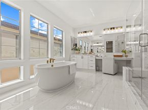 1186 Viejo Hills Dr, Lake Forest CA 92610