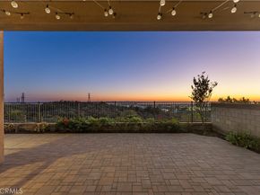 1186 Viejo Hills Dr, Lake Forest CA 92610