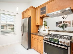 118 Adams Avenue, Huntington Beach CA 92648