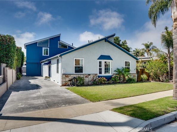 118 Adams Avenue, Huntington Beach CA 92648