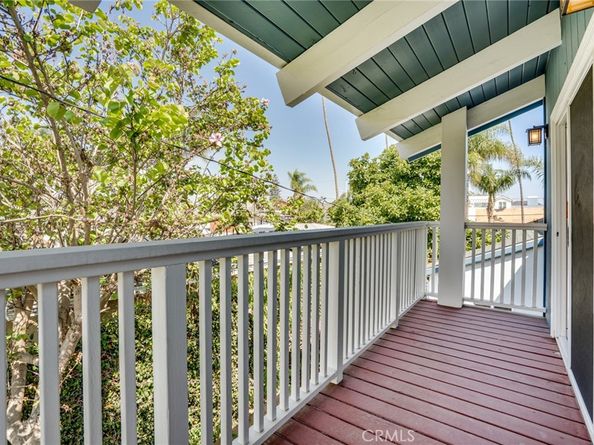 118 Adams Avenue, Huntington Beach CA 92648