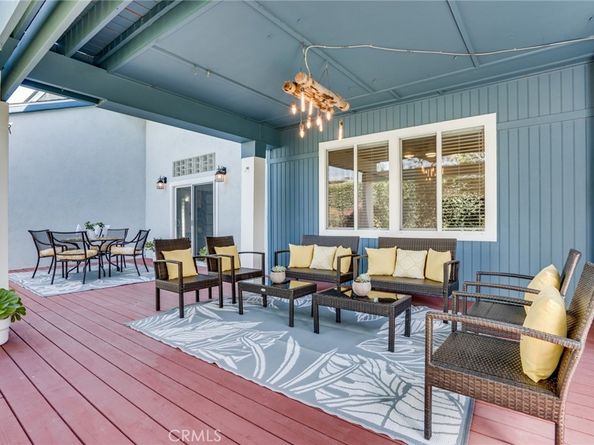 118 Adams Avenue, Huntington Beach CA 92648