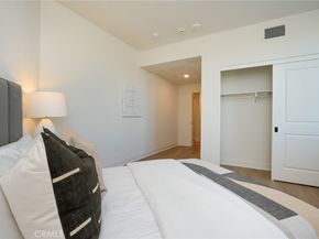 414 Main 400, Huntington Beach CA 92648