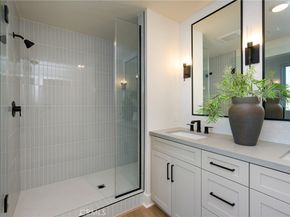 414 Main 400, Huntington Beach CA 92648