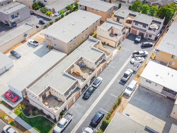 18911 Florida Street, Huntington Beach CA 92648
