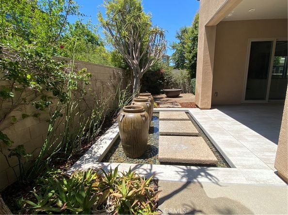 94 Swift, Irvine CA 92618