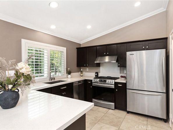 6 Cherokee Street, Trabuco Canyon CA 92679